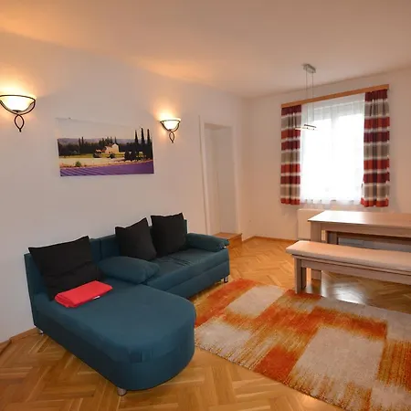 Pirkerhof Apartament *